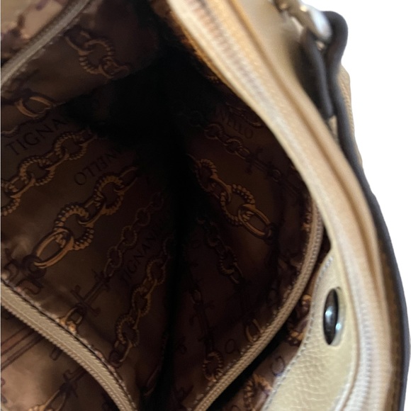 Tignanello Beige Multipocket Soft Pebbled Leather Shoulder Crossbody Bag - Picture 8 of 15